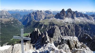 Al cospetto del Cadin di San Lucano 